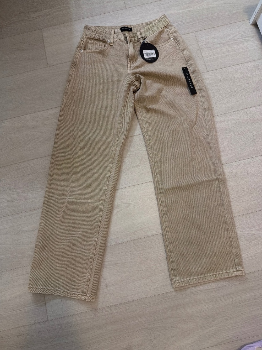 White Fox Bring the style low rise wide leg jeans